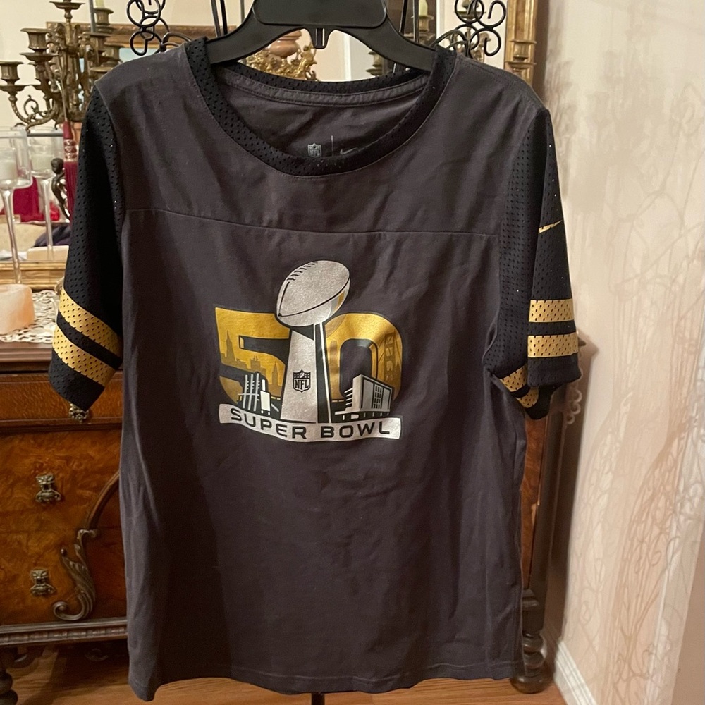 Nike NFL TEAM APPAREL. SZ L Super Bowl 50 jersey.